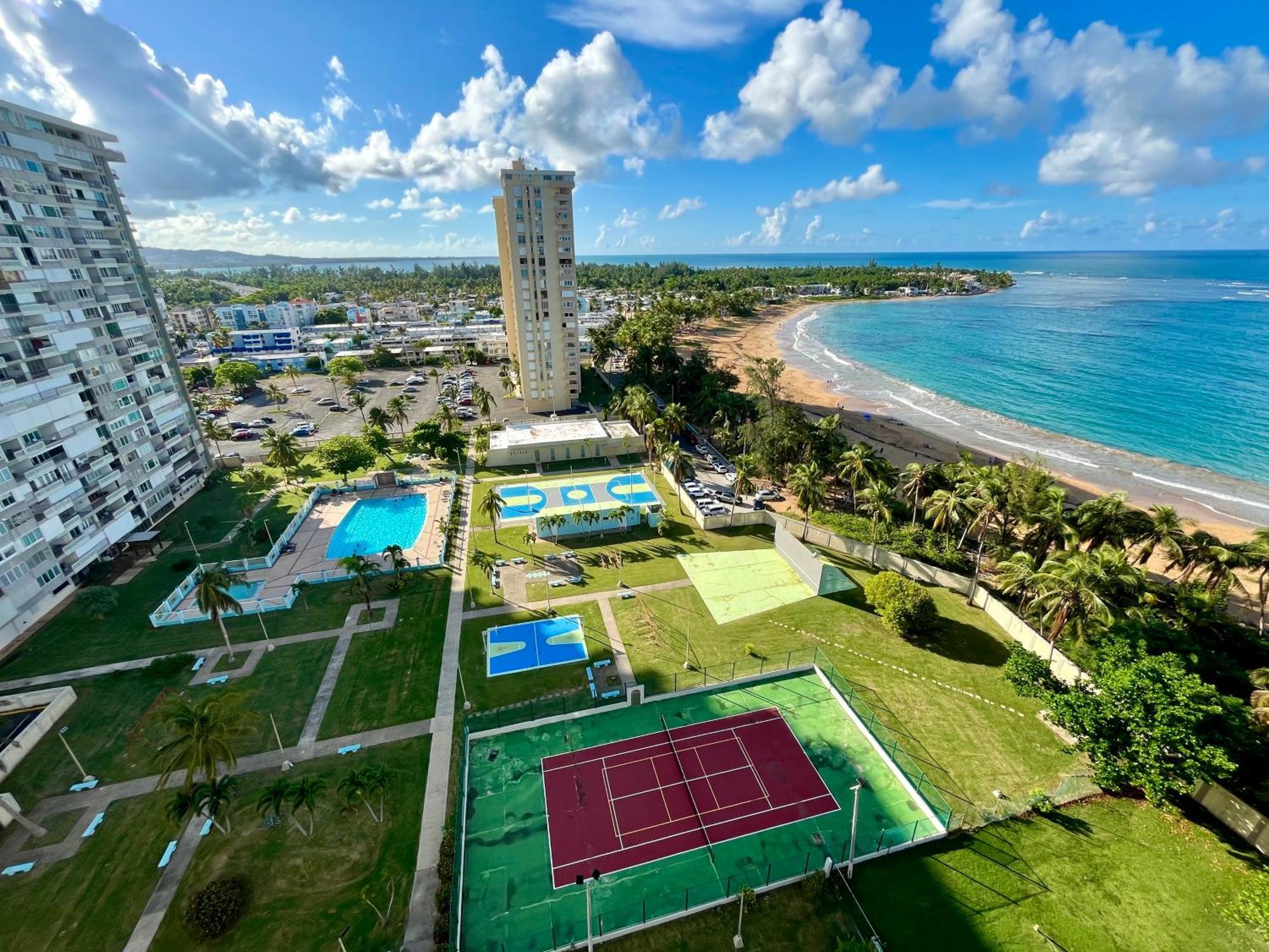 Beachfront Condo At Costa Azul Luquillo Exterior photo